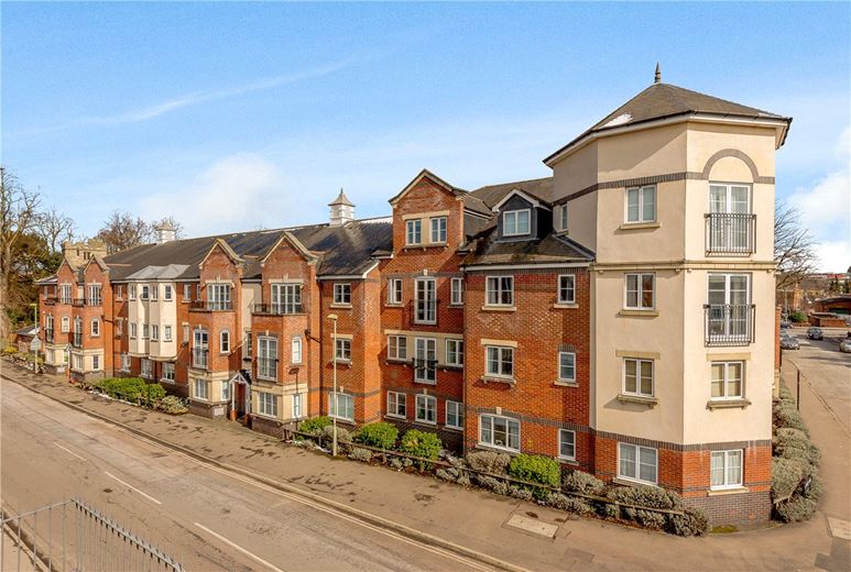 2 bedroom flat, Rowland Hill Court, Osney Lane OX1 - Let Agreed