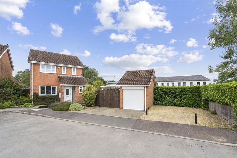 3 bedroom house, Gales Ground, Marlborough SN8 - Available