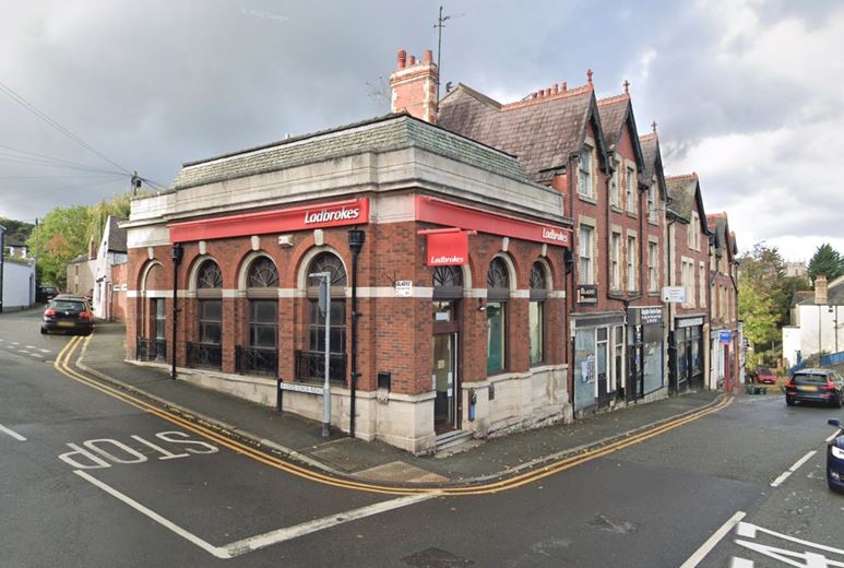 665 to 861 Sq Ft , 346 Abergele Road LL29 - Available