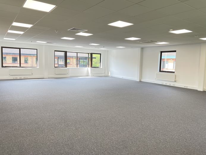 779 to 2,352 Sq Ft , Unit 18 Thorney Leys Business Park OX28 - Available