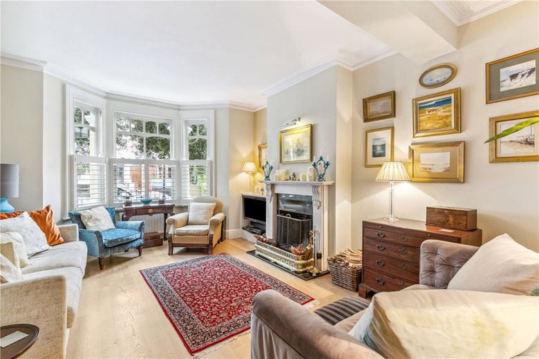 5 bedroom house, Harbord Street, Fulham SW6 - Available