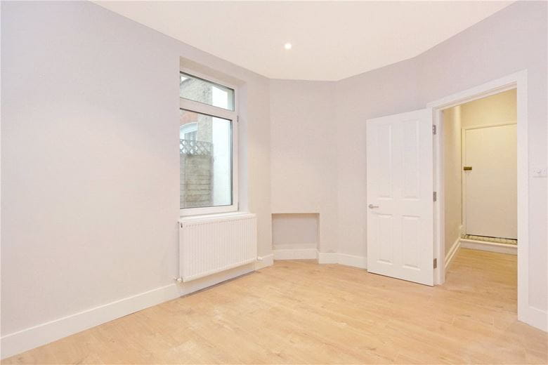 2 bedroom flat, Fulham Palace Road, London SW6 - Sold