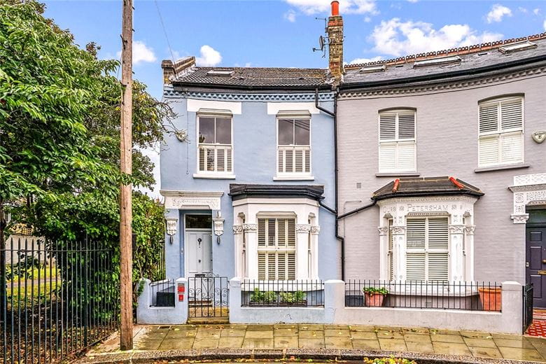 3 bedroom house, Purcell Crescent, Fulham SW6 - Available