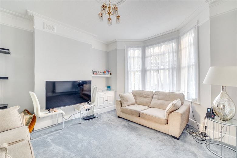 2 bedroom flat, Inglethorpe Street, Fulham SW6 - Sold