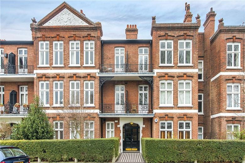 2 bedroom flat, Bishops Park Road, London SW6 - Sold
