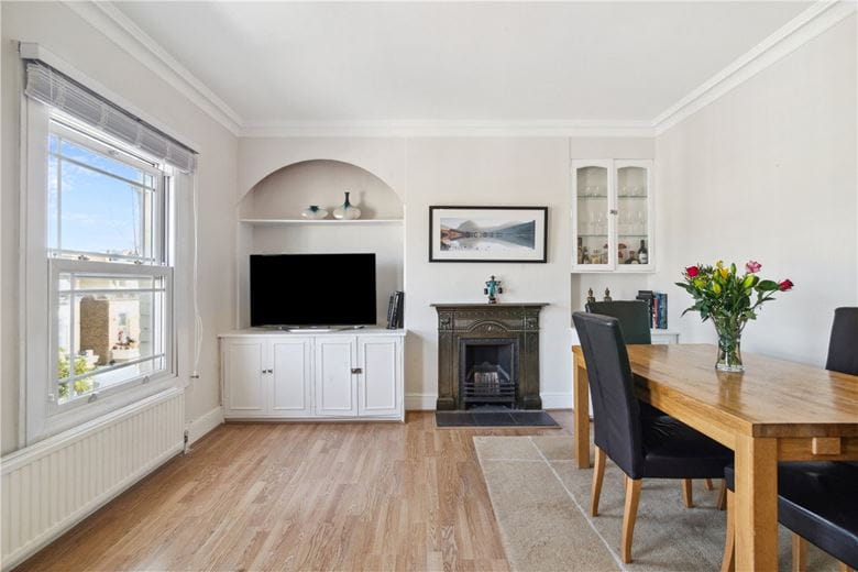 1 bedroom flat, Lilyville Road, Fulham SW6 - Available