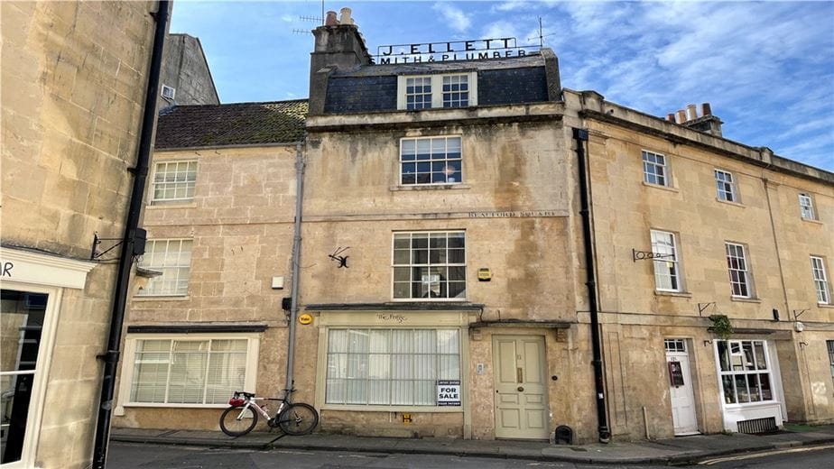 3 bedroom house, Beauford Square, Bath BA1 - Sold