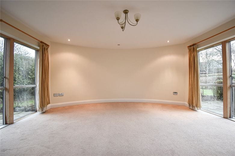 2 bedroom flat, Queen Ediths Way, Cambridge CB1 - Available