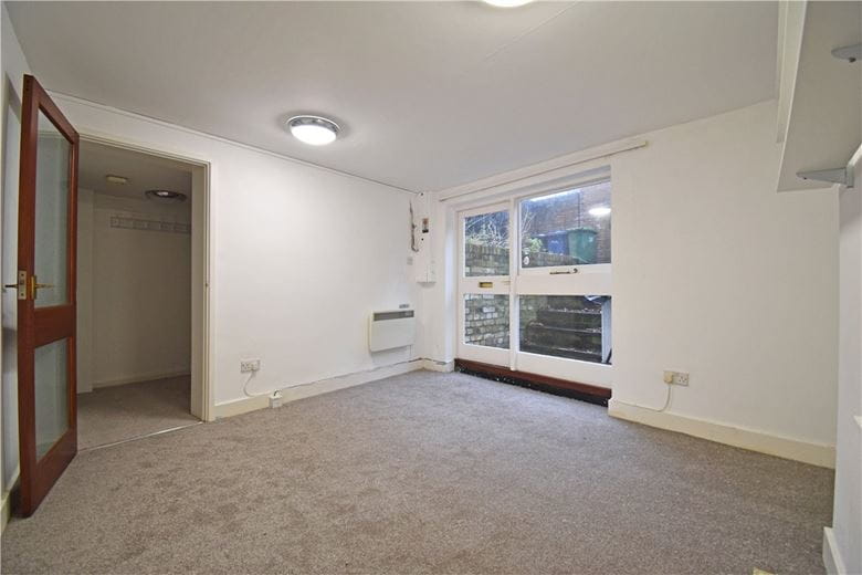  bedroom flat, Newmarket Road, Cambridge CB5 - Let Agreed