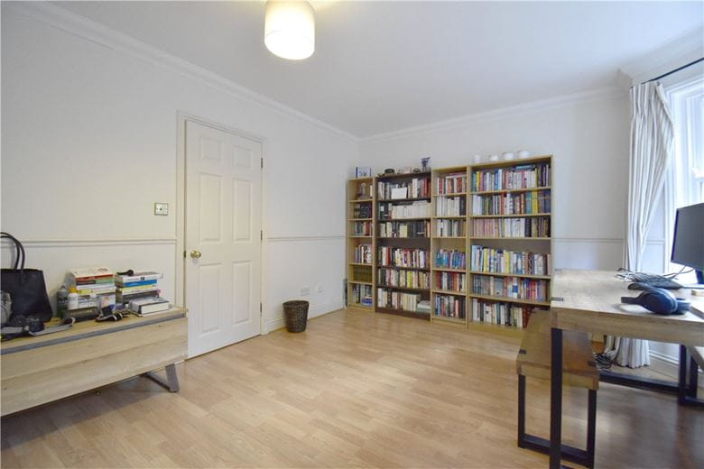 4 bedroom house, Vinery Park, Vinery Road CB1 - Let Agreed