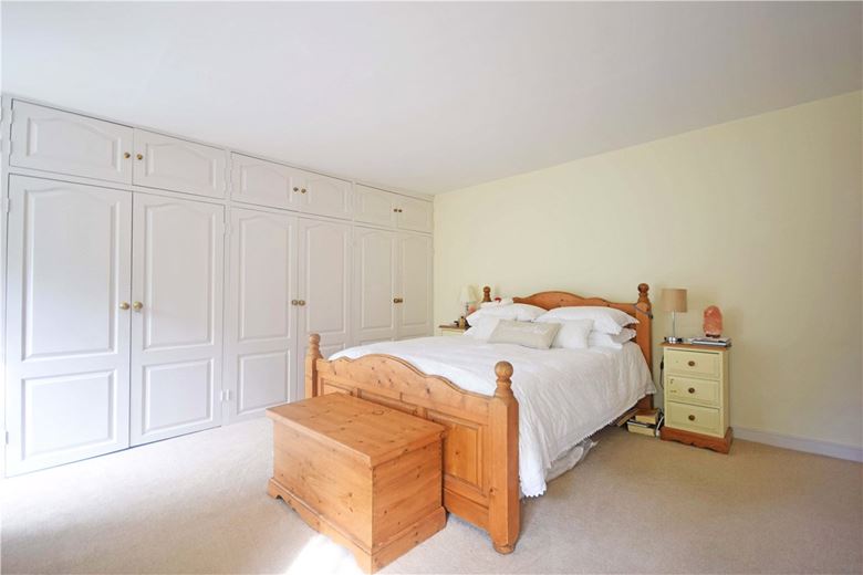 5 bedroom house, Rook Tree Farmhouse, Withersfield Road CB9 - Available