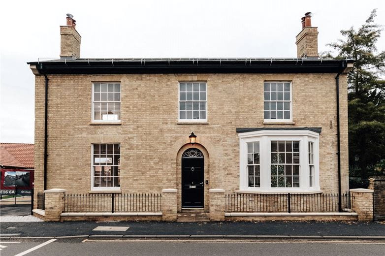5 bedroom house, London Road, Chatteris PE16 - Available