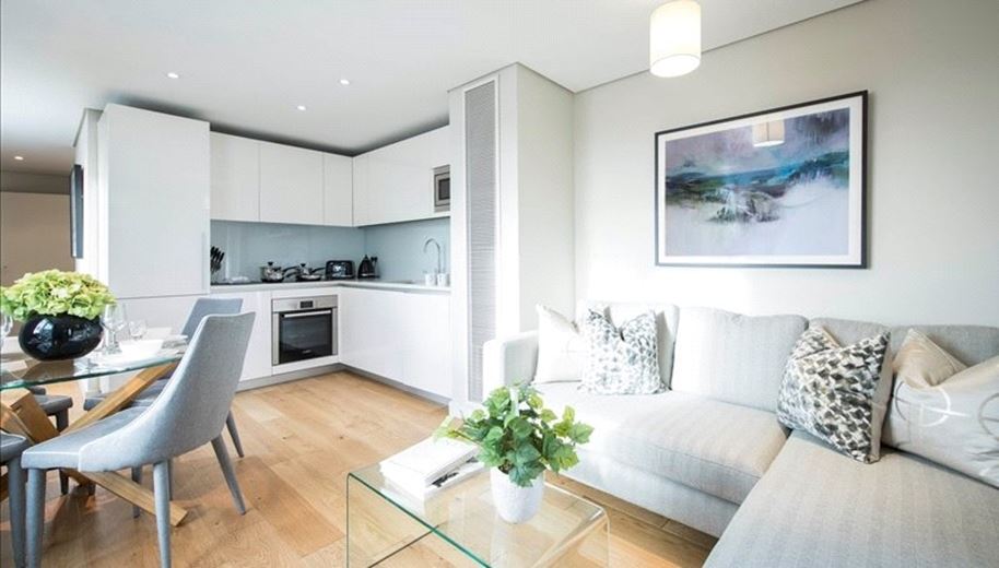 3 bedroom flat, Merchant Square East, London W2 - Available