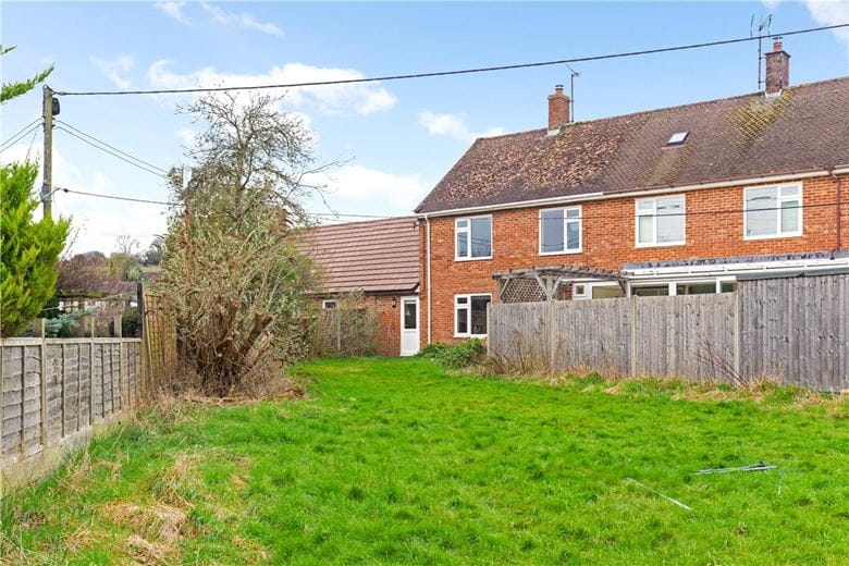 3 bedroom house, Farm Lane, Aldbourne SN8 - Available