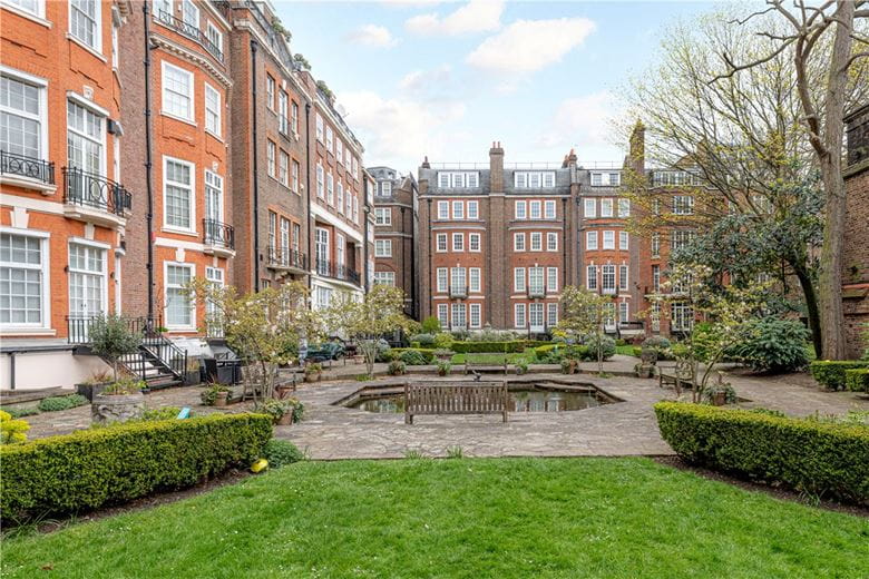 3 bedroom flat, Dunraven Street, London W1K - Available