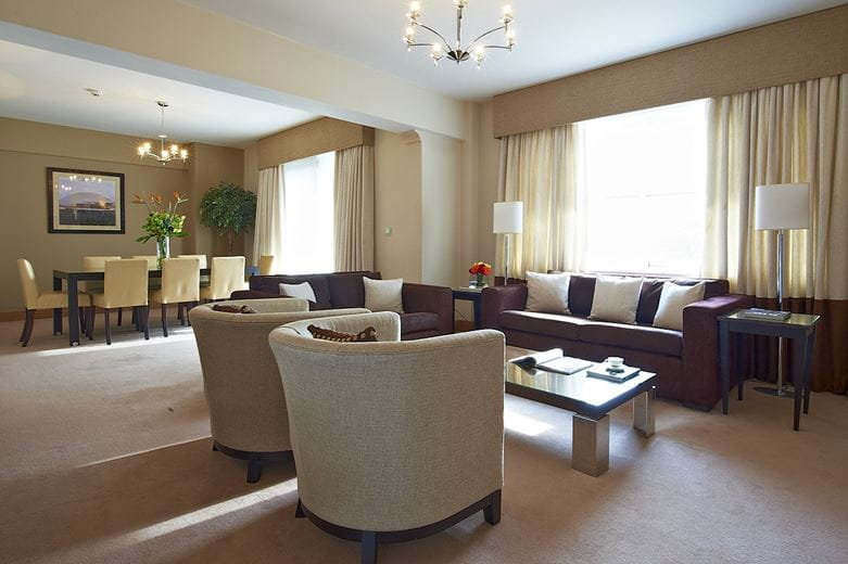 3 bedroom flat, 3 Bedroom Apartment, Arlington House SW1A - Available