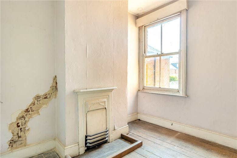 2 bedroom house, Clausentum Road, Winchester SO23 - Sold