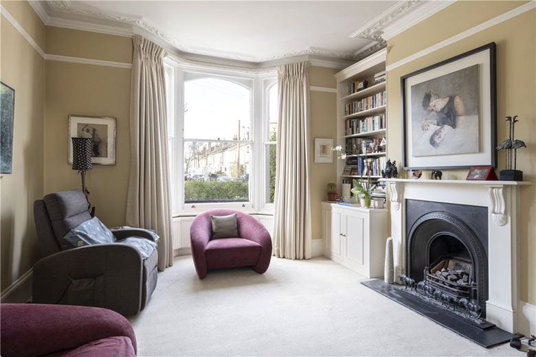 4 bedroom house, Nottingham Road, London SW17 - Available