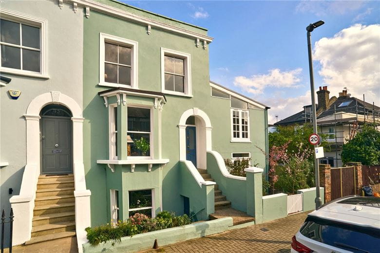 3 bedroom house, Althorp Road, London SW17 - Available