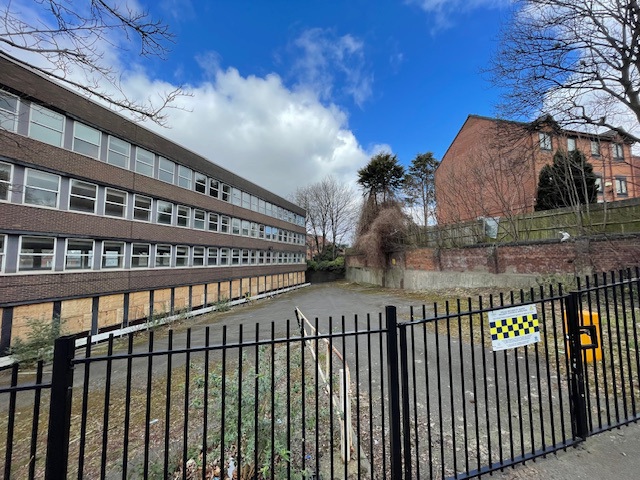  , Glebe House, Glebe Street WS1 - Available