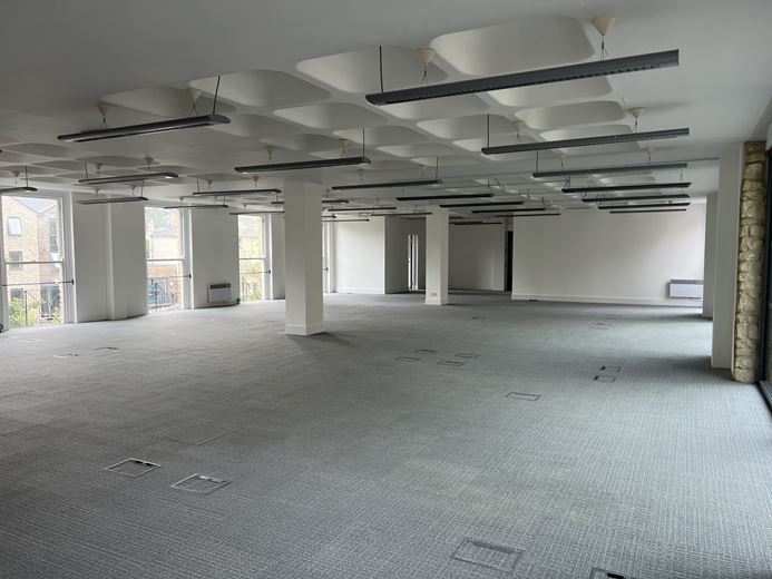 2,783 Sq Ft , 1st Floor Riverside South Building, Walcot Street BA1 - Available