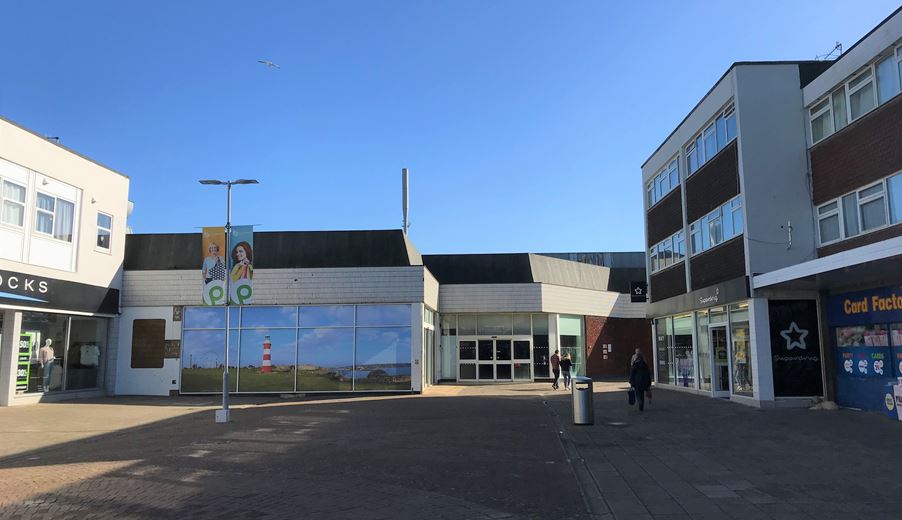 Commercial property to rent in 59 The Broadway Shopping Centre, PL9