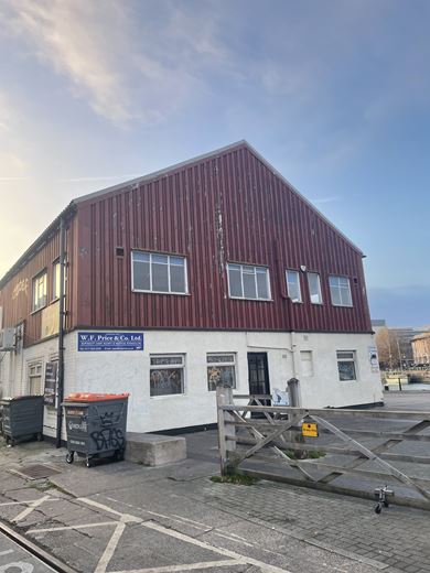 1,414 Sq Ft , Northpoint House, Princes Wharf BS1 - Under Offer