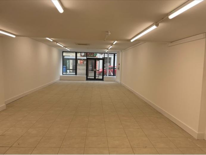 861 to 980 Sq Ft , Units 1 To 3, 2-3 Silver Street BA14 - Available