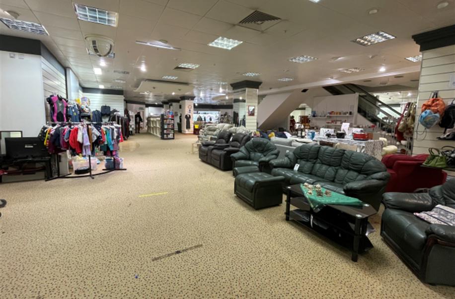 7,251 to 27,351 Sq Ft , Unit 11-12, Green Lanes Shopping Centre EX31 - Available