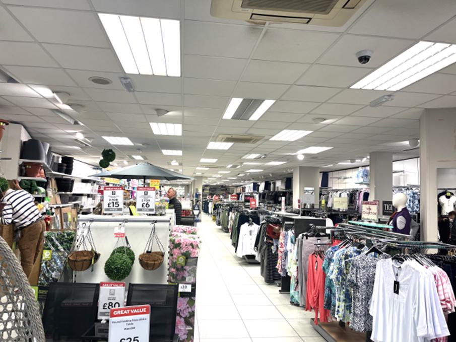 7,242 to 9,206 Sq Ft , 32-33 Market Place RG40 - Available