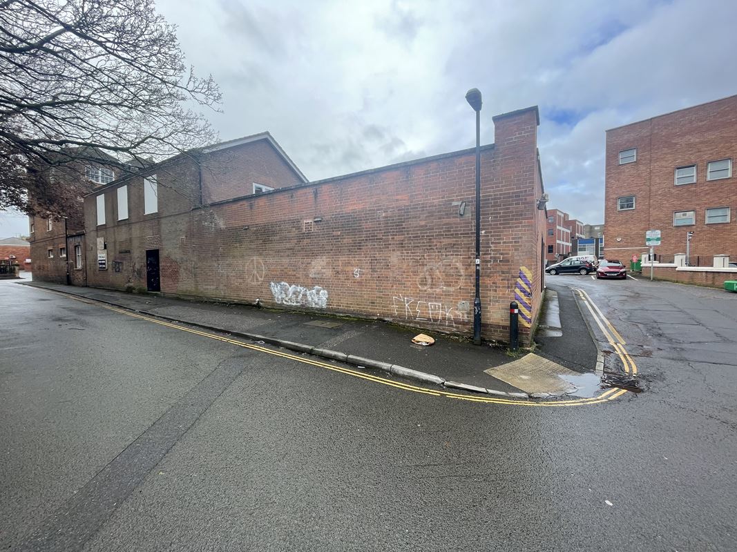 6,004 Sq Ft , 2A Church Square TA1 - Available