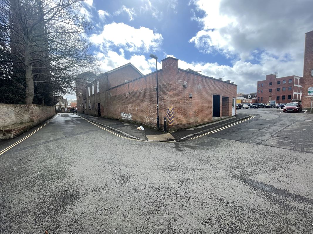6,004 Sq Ft , 2A Church Square TA1 - Available