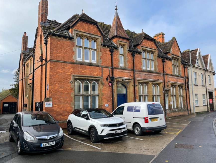 991 Sq Ft , 11 Huntspill Road TA9 - Available