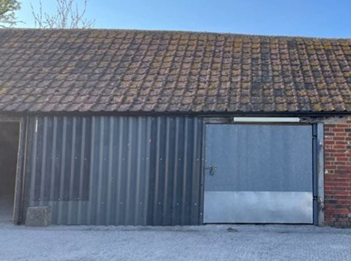 150 Sq Ft , Lock  Ups, Ivy Mill Farm BA13 - Available