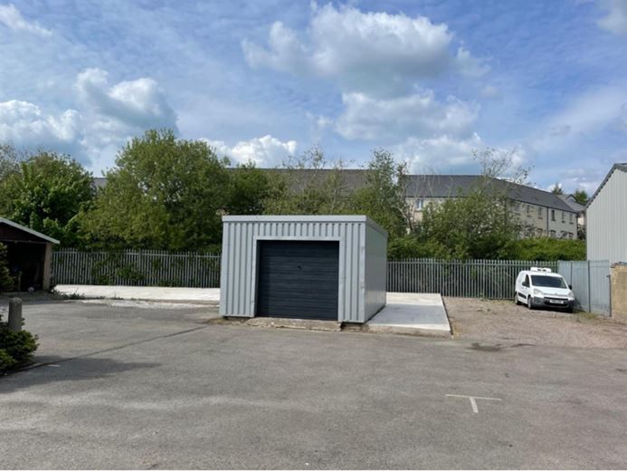 715 Sq Ft , Unit 42, First Avenue BA3 - Available