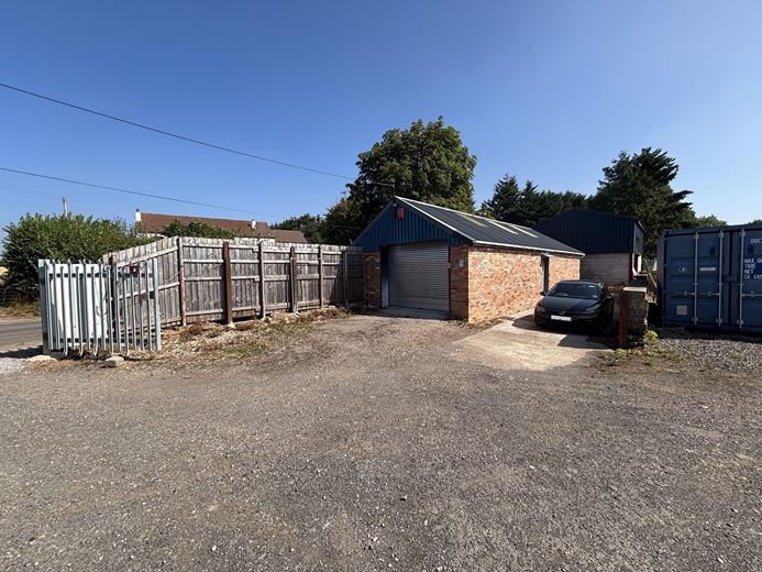 809 Sq Ft , Unit 2 Greenacres, Charlton Road TA3 - Available