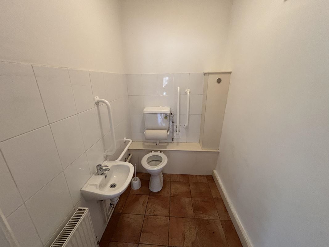 533 Sq Ft , 5 Higher Ford, Ford TA4 - Available