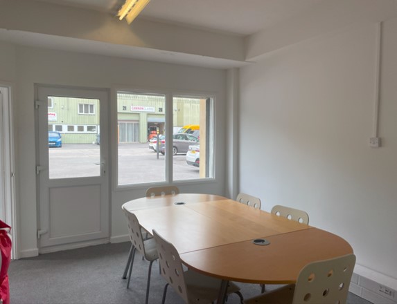1,025 Sq Ft , Unit 17, Brassmill Enterprise Centre BA1 - Available