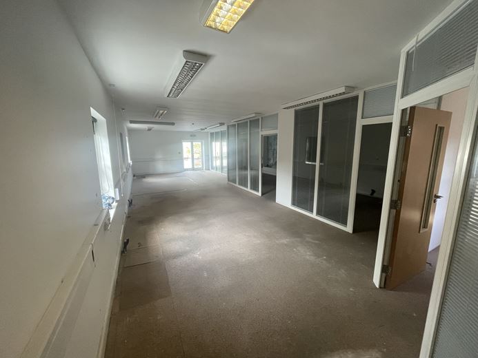 6,004 Sq Ft , 2A Church Square TA1 - Sold STC