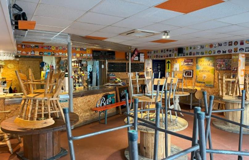 3,953 Sq Ft , 5 & 7 Market Street TA18 - Available