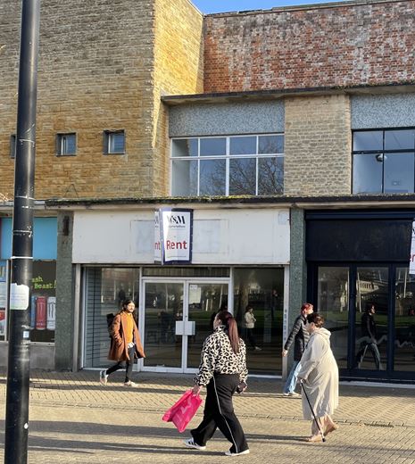 89.2 Sq M , 98 High Street BS23 - Available