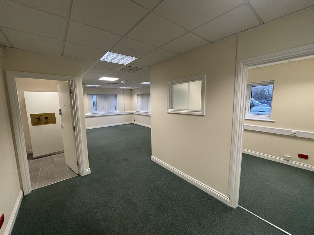 736 Sq Ft , St. Johns House, Castle Street TA1 - Available