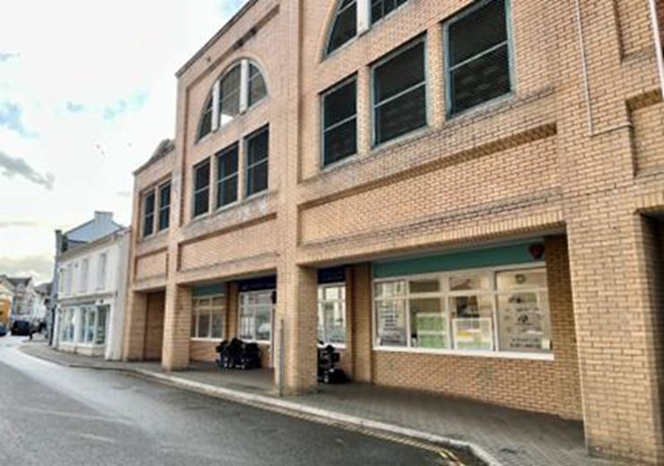 764 Sq Ft , Boutport Street EX31 - Available