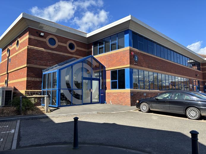 7,121 to 16,062 Sq Ft , 3 & 4 , Challeymead Business Park SN12 - Available