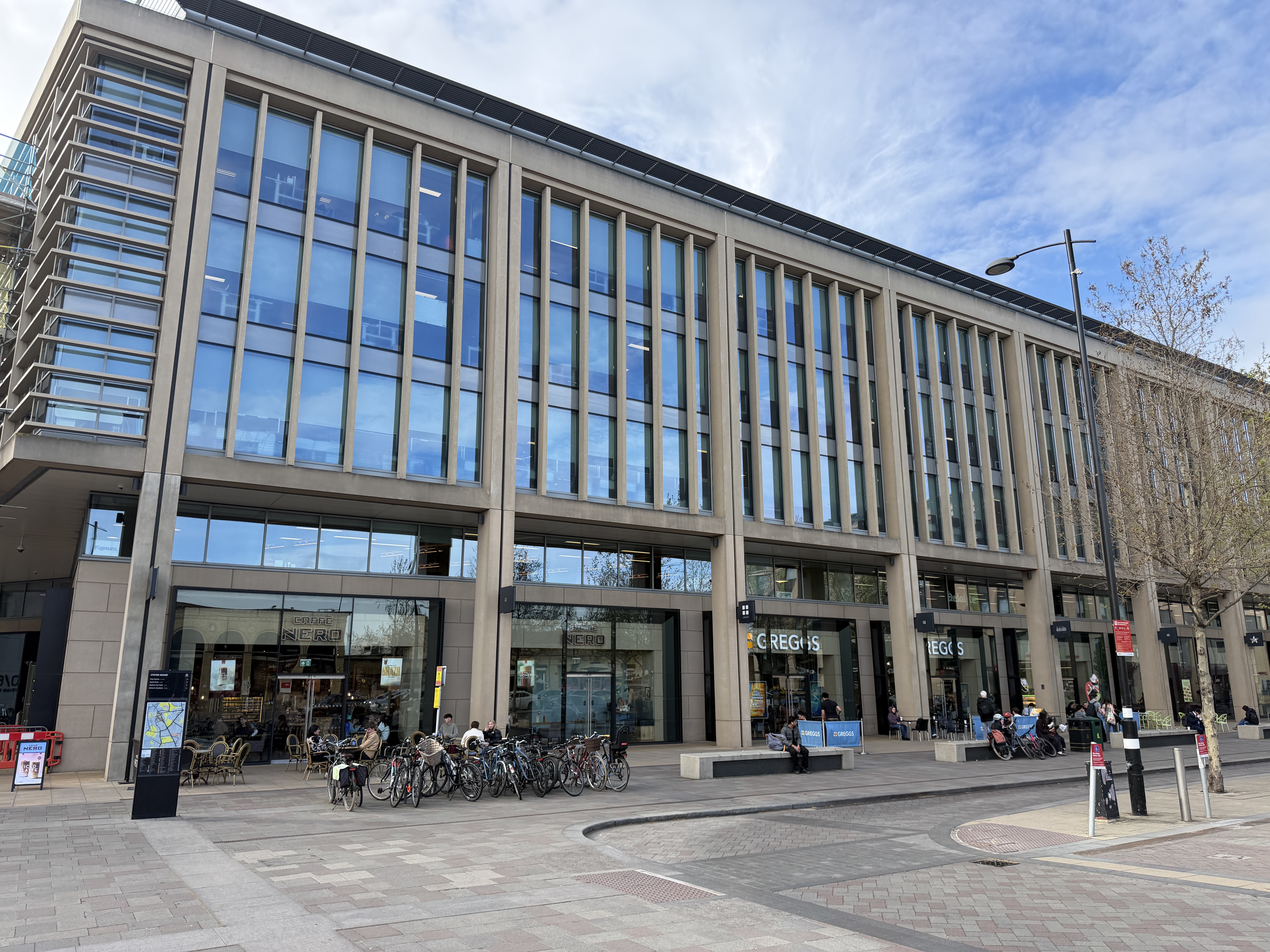 2,999 Sq Ft , One Station Square CB1 - Available