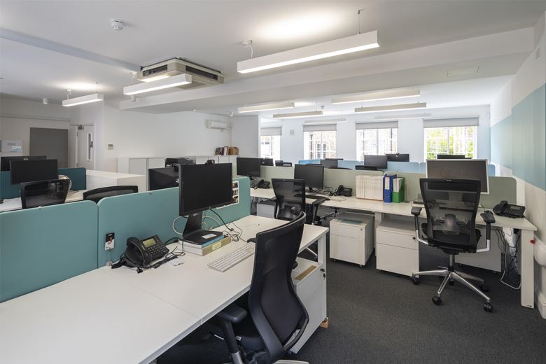 2,961 Sq Ft , 46-52 Pentonville Road N1 - Available