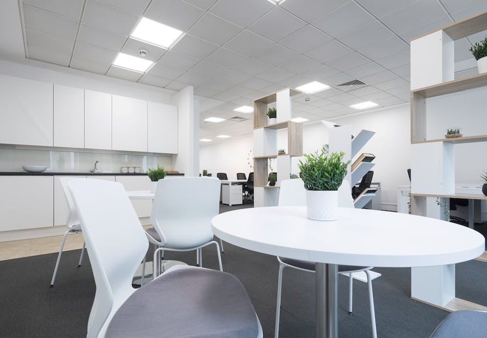 1,276 to 2,590 Sq Ft , 43 London Wall EC2M - Available