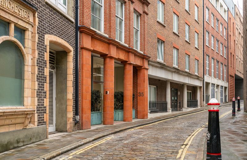 3,331 Sq Ft , 35 Cock Lane EC1A - Available