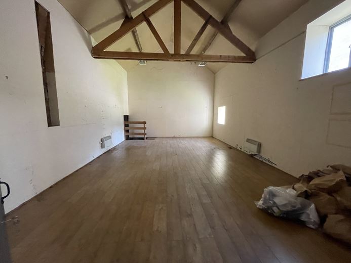 654 to 830 Sq Ft , Fferm Workshops CH7 - Available