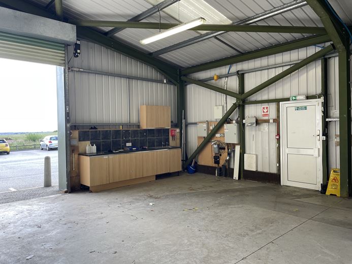 1,328 Sq Ft , 5c Saltergate Business Park, Burley Bank Road HG3 - Available
